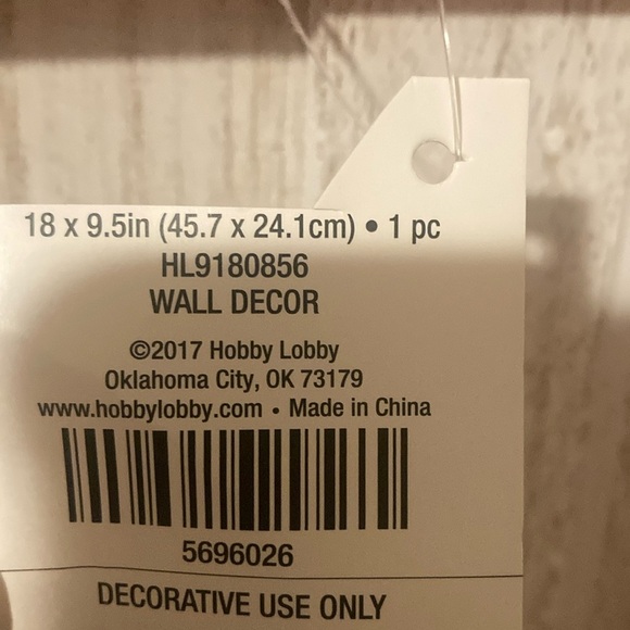 Hobby Lobby Christmas 2017 Wall Decor Ladder - Picture 3 of 3